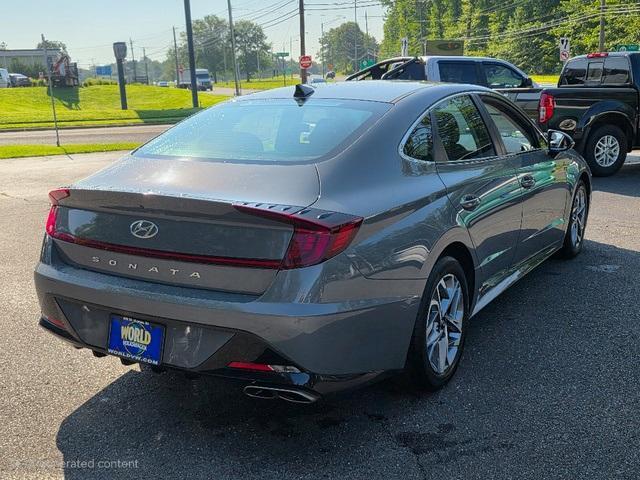 Photo of 2023 Hampton Gray Hyundai SONATA