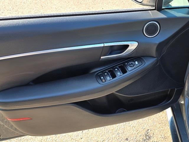 Photo of 2023 Hampton Gray Hyundai SONATA