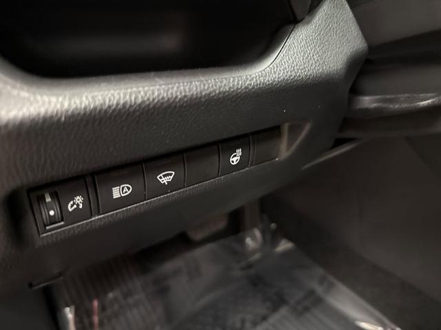 Photo of 2022 Gray Toyota RAV4 Hybrid