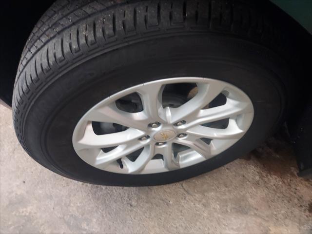 Photo of 2019 Ivy Metallic Chevrolet Equinox