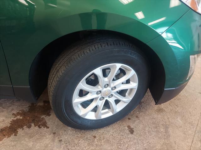 Photo of 2019 Ivy Metallic Chevrolet Equinox