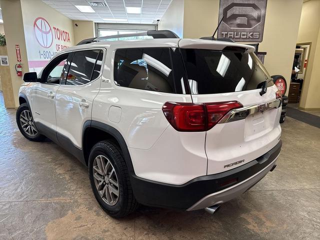 Photo of 2018 Summit White GMC Acadia