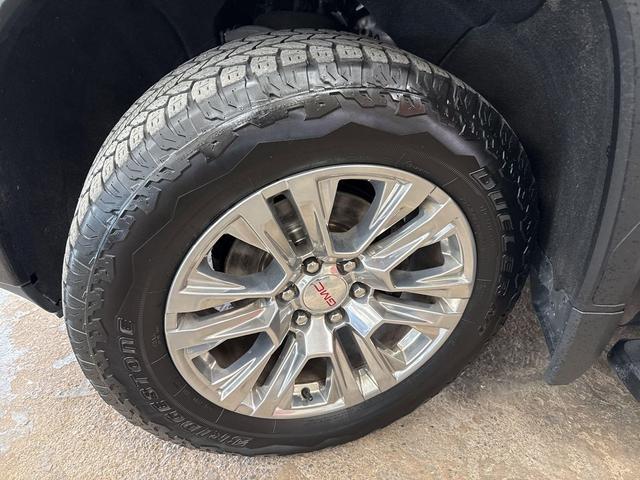 Photo of 2020 Onyx Black GMC Sierra 1500