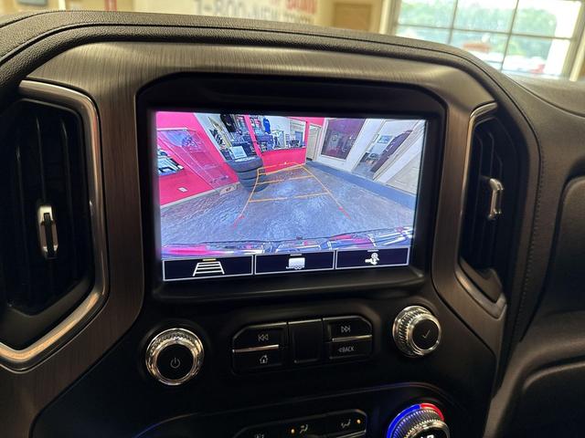 Photo of 2020 Onyx Black GMC Sierra 1500