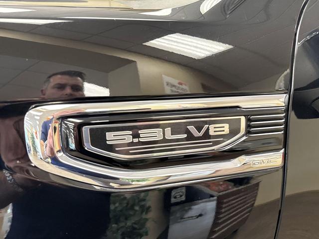 Photo of 2020 Onyx Black GMC Sierra 1500