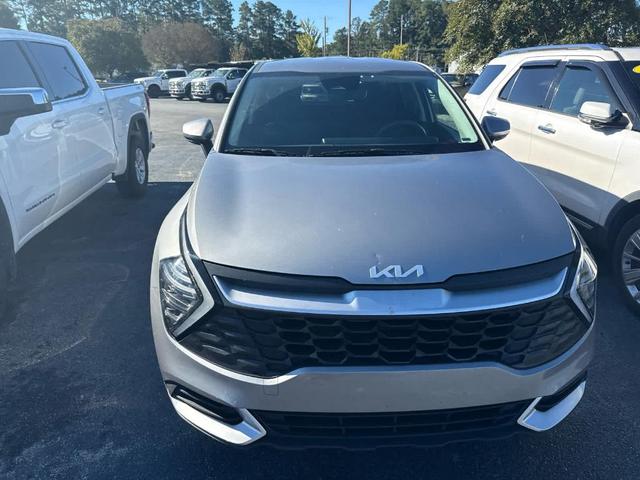 Photo of 2024 Steel Gray Kia Sportage