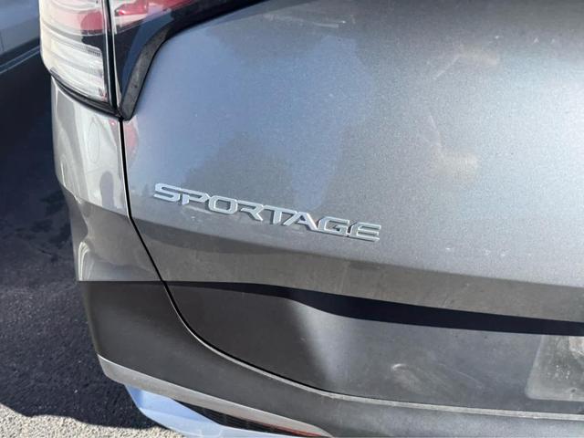 Photo of 2024 Steel Gray Kia Sportage
