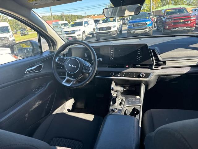 Photo of 2024 Steel Gray Kia Sportage