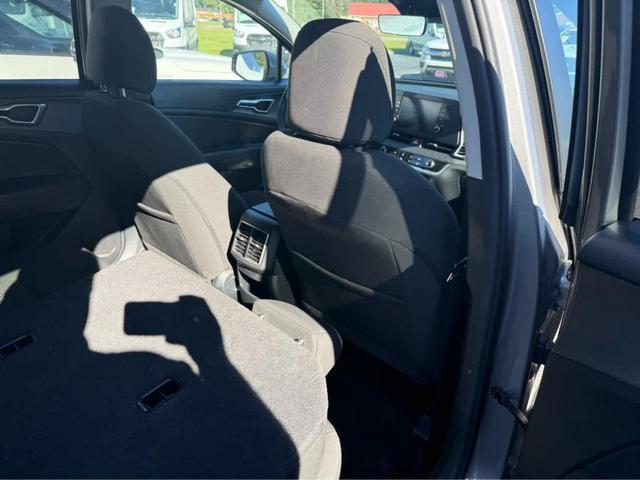Photo of 2024 Steel Gray Kia Sportage