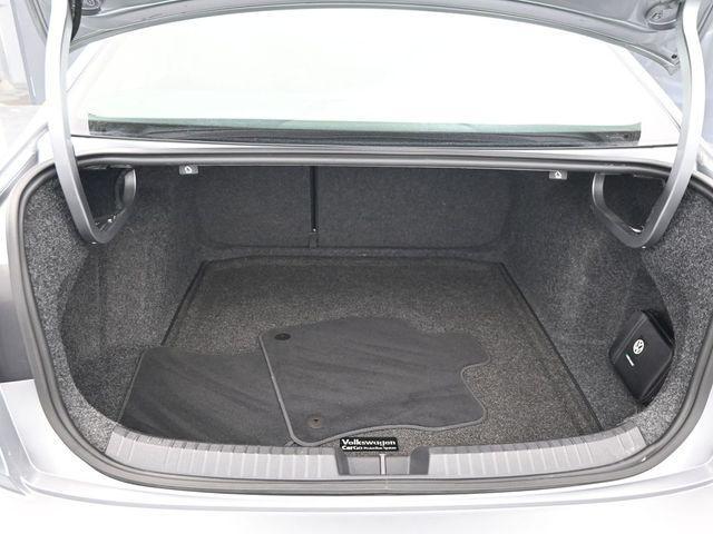 Photo of 2019 Pyrite Silver Metallic Volkswagen Jetta