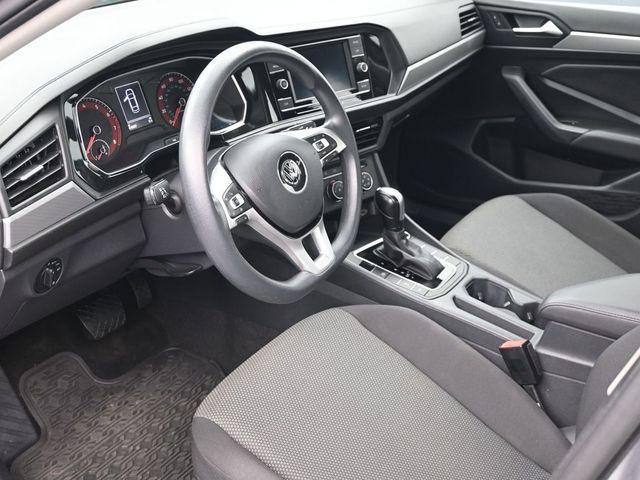 Photo of 2019 Pyrite Silver Metallic Volkswagen Jetta