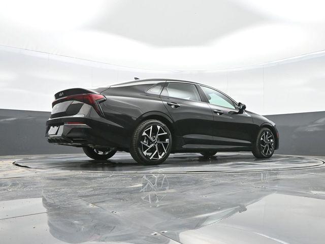 Photo of 2025 Aurora Black Pearl Kia K5