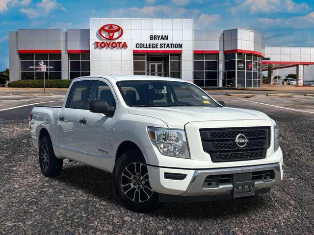 2023 Nissan Titan