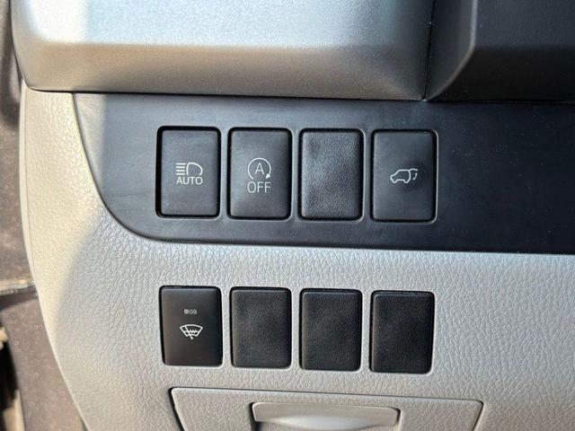 Photo of 2019 Predawn Gray Mica Toyota Highlander