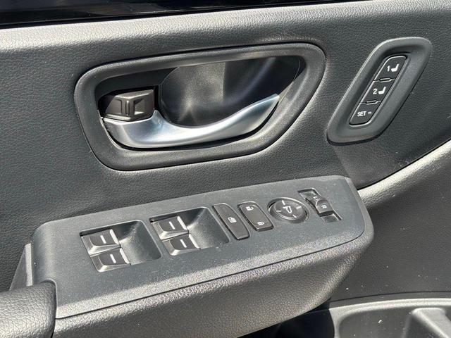 Photo of 2024 Platinum White Pearl Honda Pilot