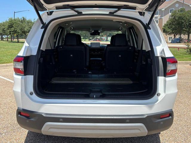 Photo of 2024 Platinum White Pearl Honda Pilot