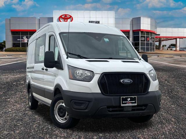 Photo of 2023 OXFORD WHITE Ford Transit-250