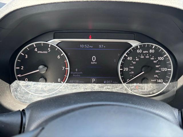 Photo of 2022 Gun Metallic Nissan Altima