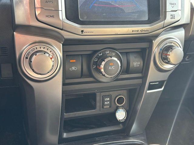 Photo of 2018 Midnight Black Metallic Toyota 4Runner