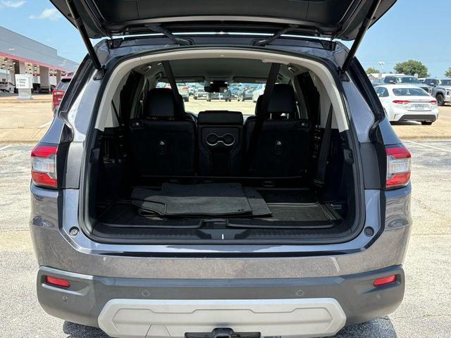 Photo of 2023 Modern Steel Metallic Honda Pilot
