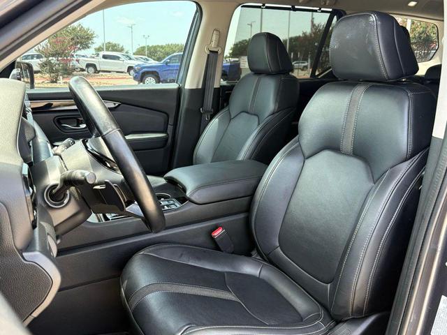 Photo of 2023 Modern Steel Metallic Honda Pilot