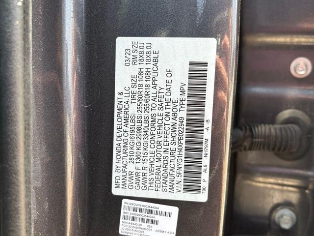 Photo of 2023 Modern Steel Metallic Honda Pilot