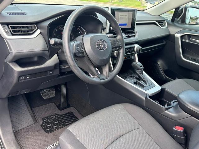Photo of 2024 Midnight Black Metallic Toyota RAV4