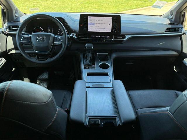 Photo of 2023 Blueprint Toyota Sienna