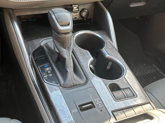 Photo of 2020 Blizzard Pearl Toyota Highlander