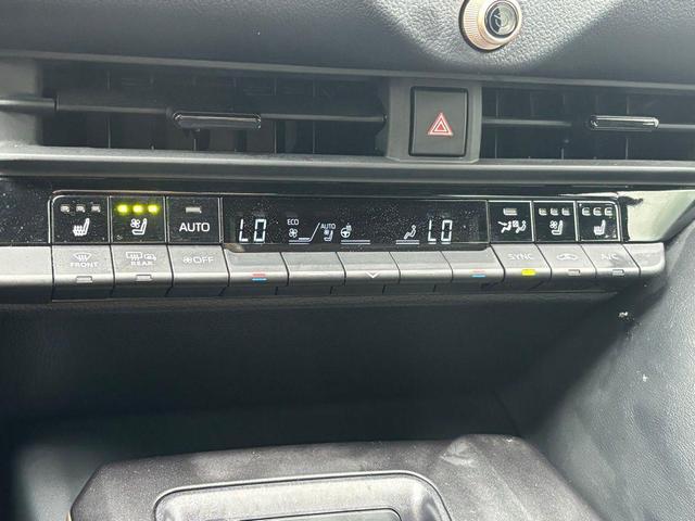 Photo of 2023 Magnetic Gray Metallic Toyota Crown