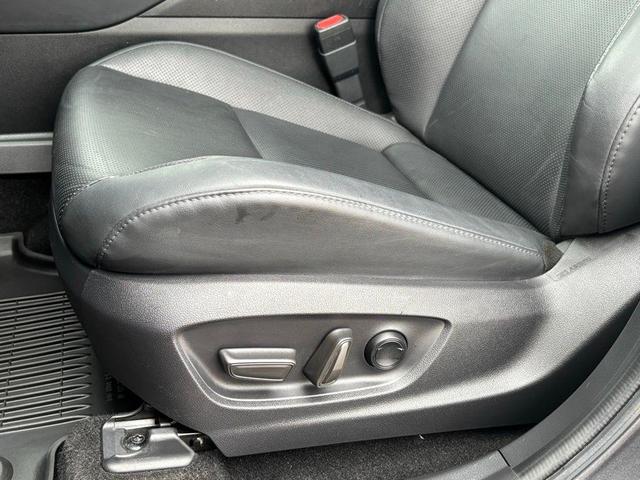 Photo of 2023 Magnetic Gray Metallic Toyota Crown