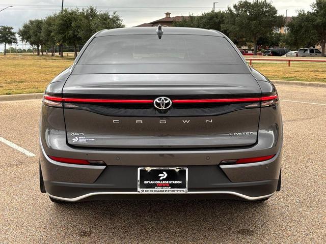 Photo of 2023 Magnetic Gray Metallic Toyota Crown