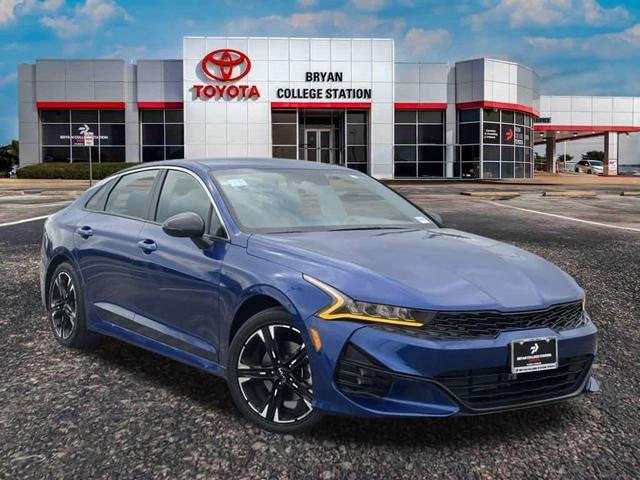 2022 Kia K5