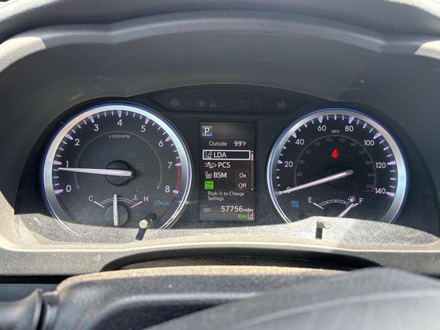 Photo of 2019 Blizzard Pearl Toyota Highlander