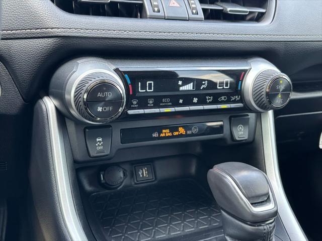 Photo of 2024 Magnetic Gray Metallic Toyota RAV4