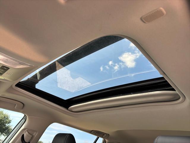 Photo of 2024 Magnetic Gray Metallic Toyota RAV4