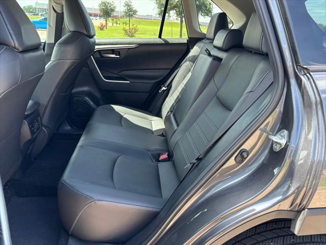 Photo of 2024 Magnetic Gray Metallic Toyota RAV4