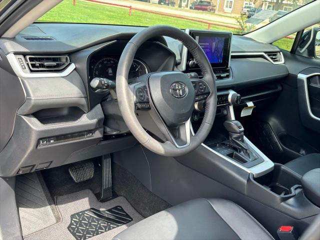 Photo of 2024 Magnetic Gray Metallic Toyota RAV4