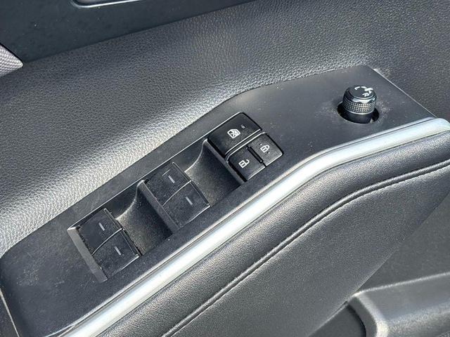 Photo of 2024 Celestial Silver Metallic Toyota Highlander