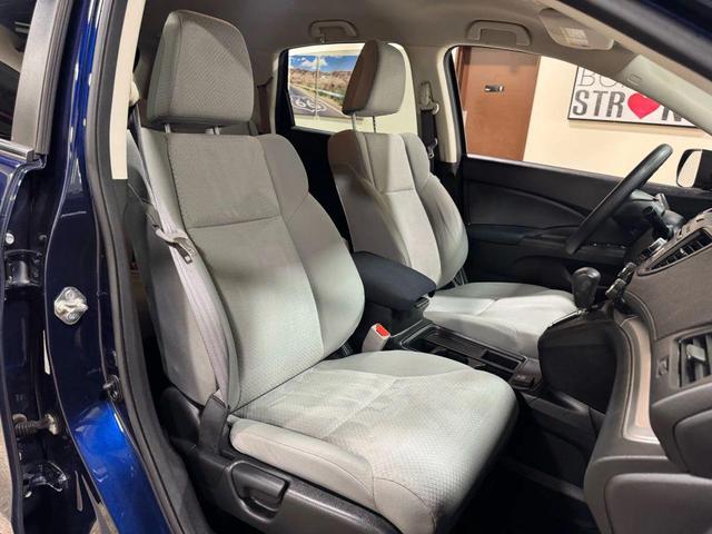 Photo of 2016 Obsidian Blue Pearl Honda CR-V