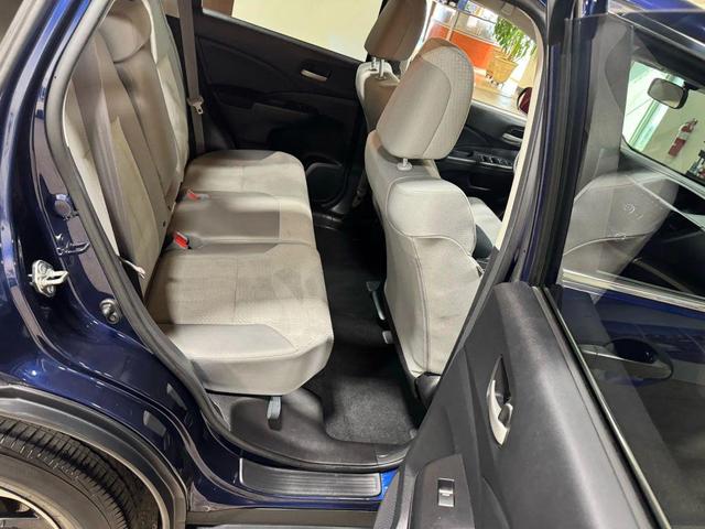 Photo of 2016 Obsidian Blue Pearl Honda CR-V