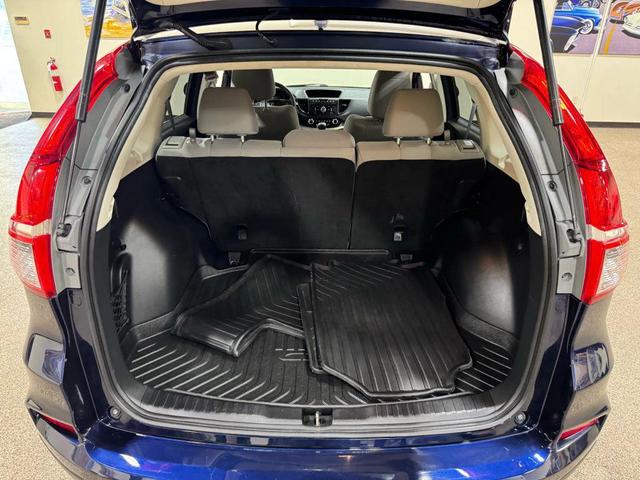 Photo of 2016 Obsidian Blue Pearl Honda CR-V