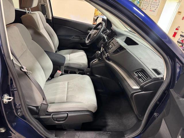 Photo of 2016 Obsidian Blue Pearl Honda CR-V