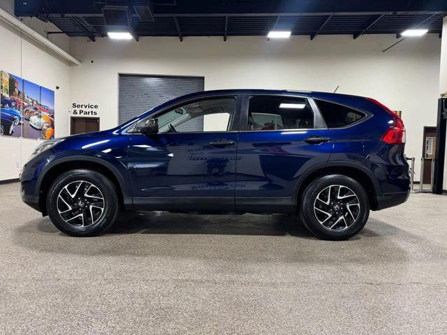 Photo of 2016 Obsidian Blue Pearl Honda CR-V