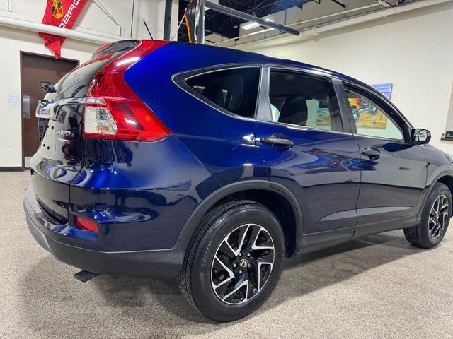 Photo of 2016 Obsidian Blue Pearl Honda CR-V