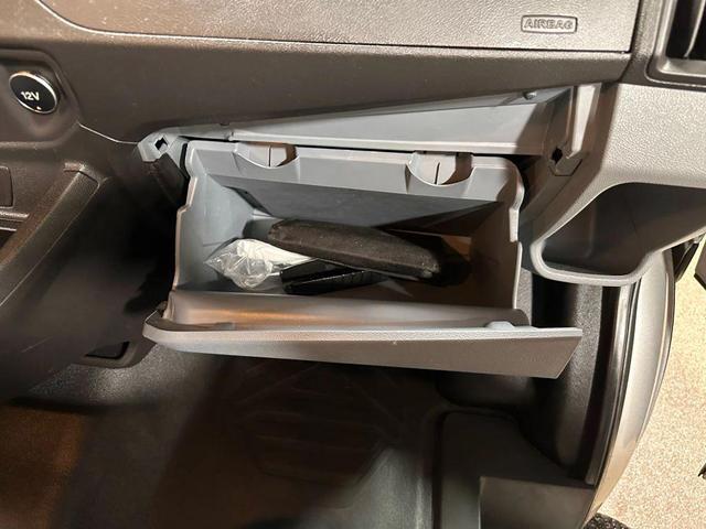 Photo of 2019 Ingot Silver Metallic Ford Transit-350