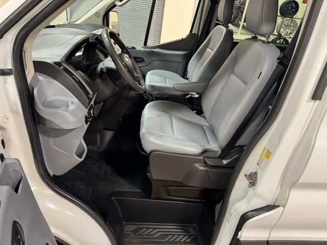 Photo of 2016 Oxford White Ford Transit-350