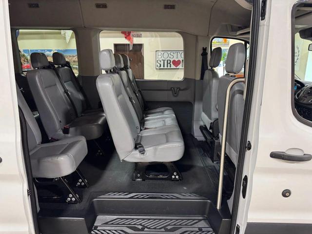 Photo of 2016 Oxford White Ford Transit-350