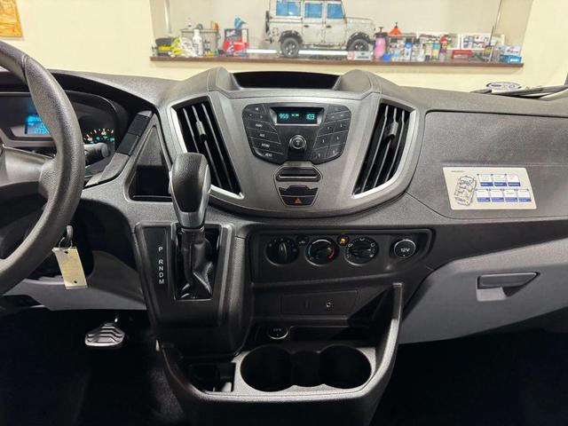 Photo of 2016 Oxford White Ford Transit-350