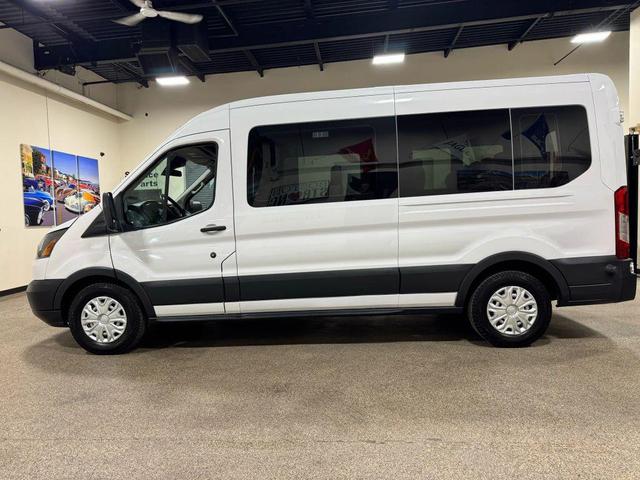 Photo of 2016 Oxford White Ford Transit-350